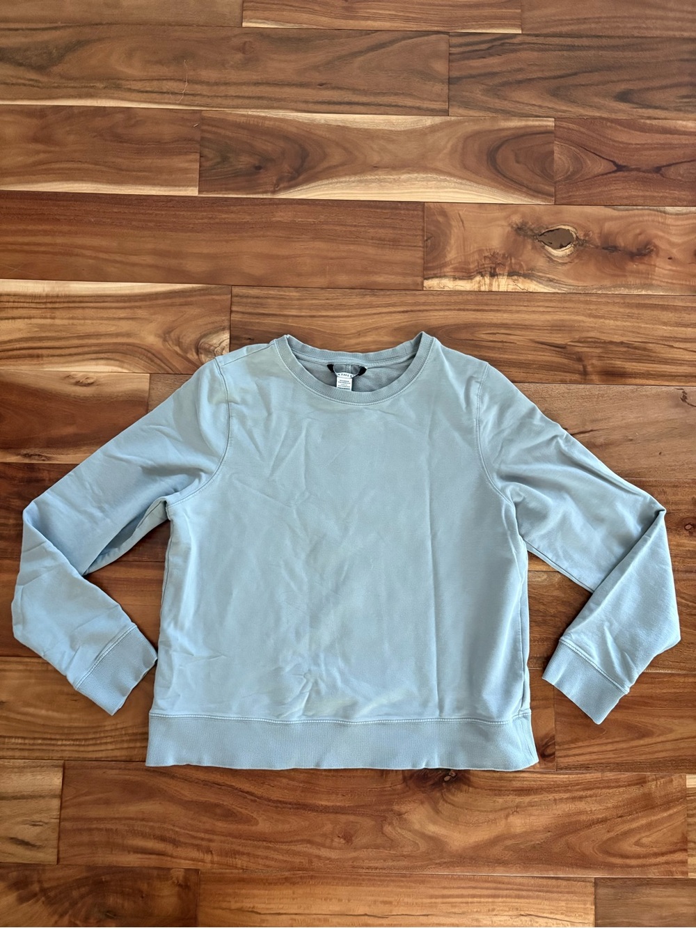 Athleta Light Blue Crewneck Sweatshirt Medium size